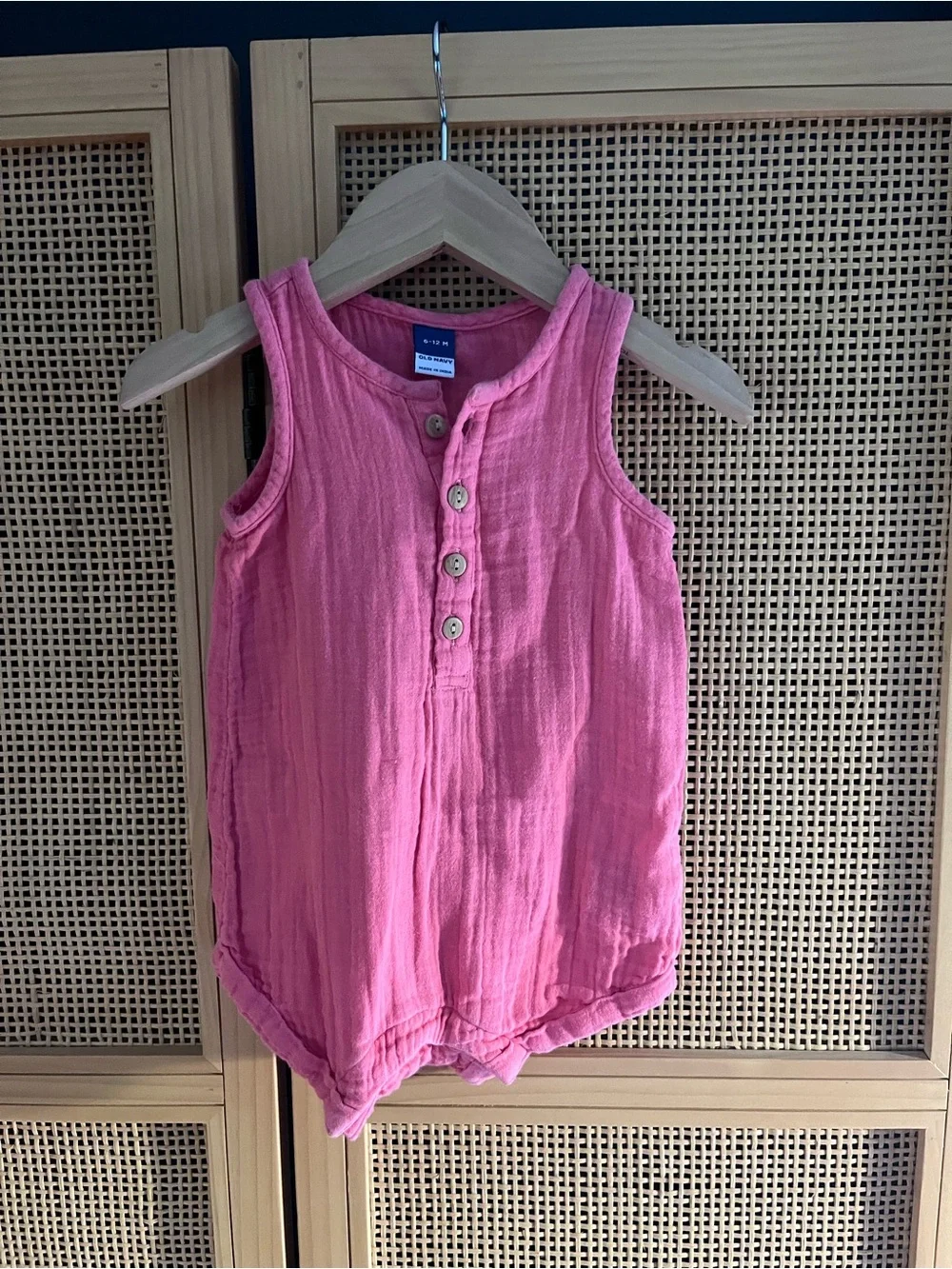 Old Navy 6-12M Pink Onesie